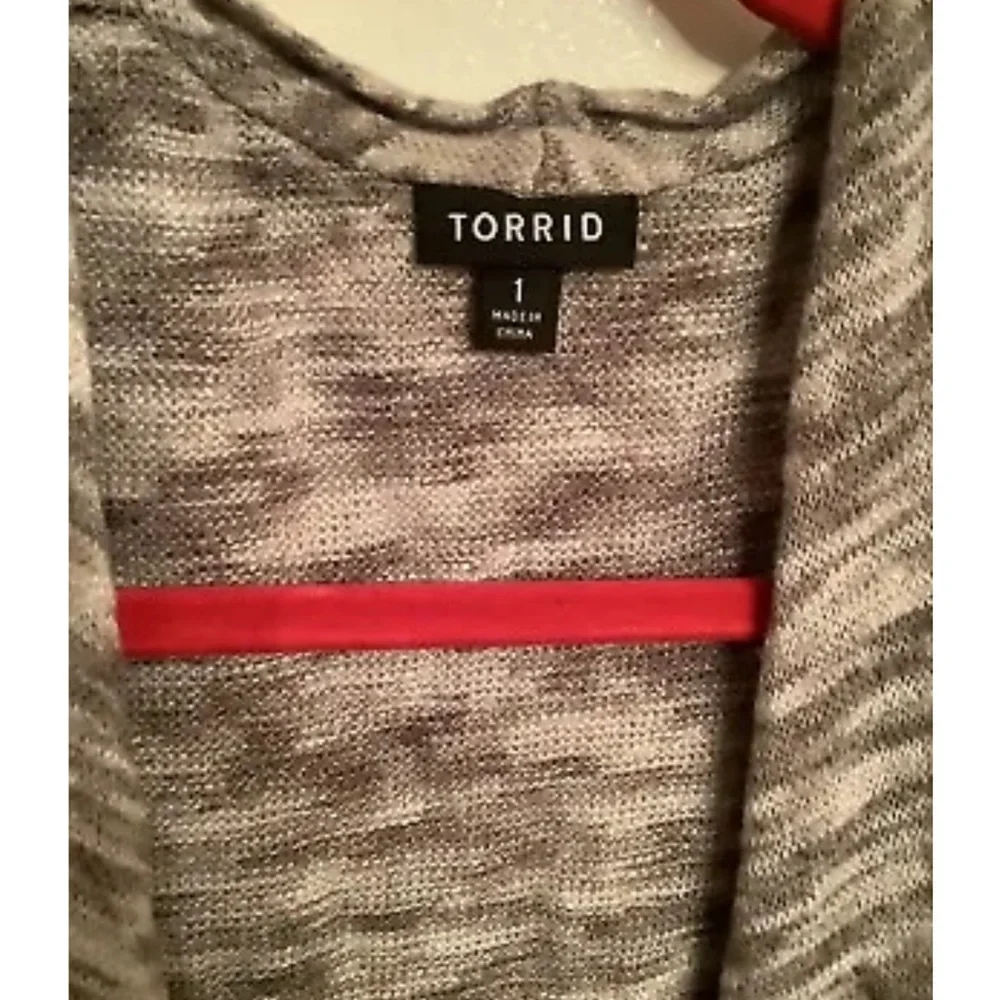 Torrid 1 1X Grey open front draped sweater. Cardigan - Picture 2 of 2